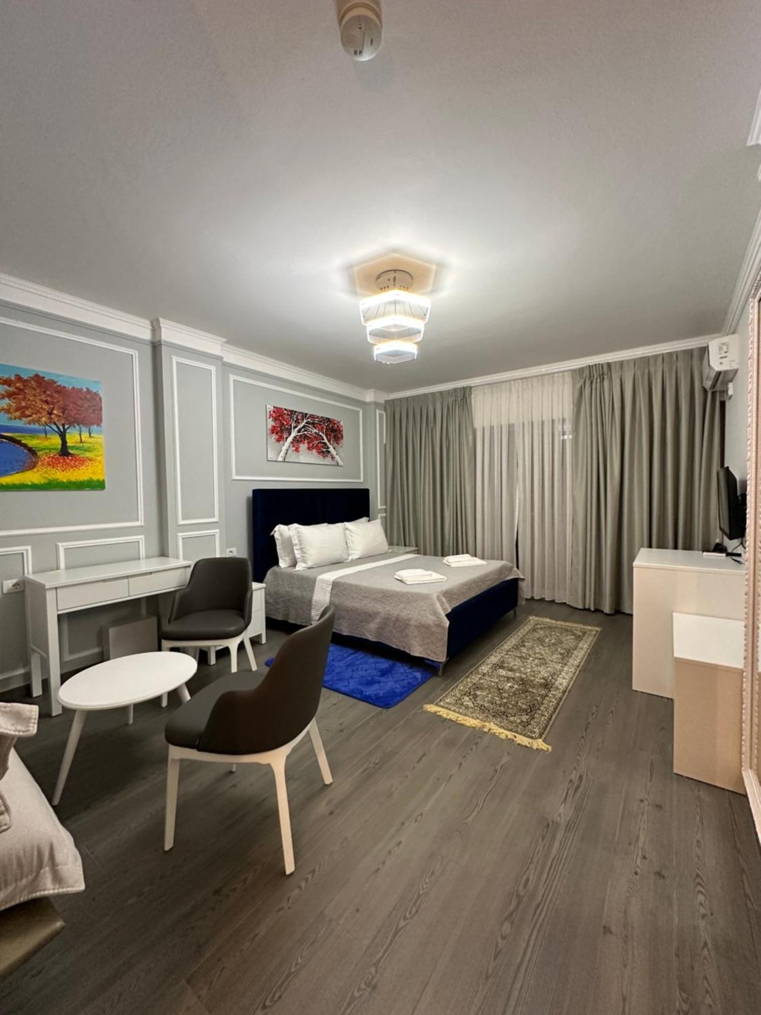 Hotel Imperiale Durrës Buitenkant foto